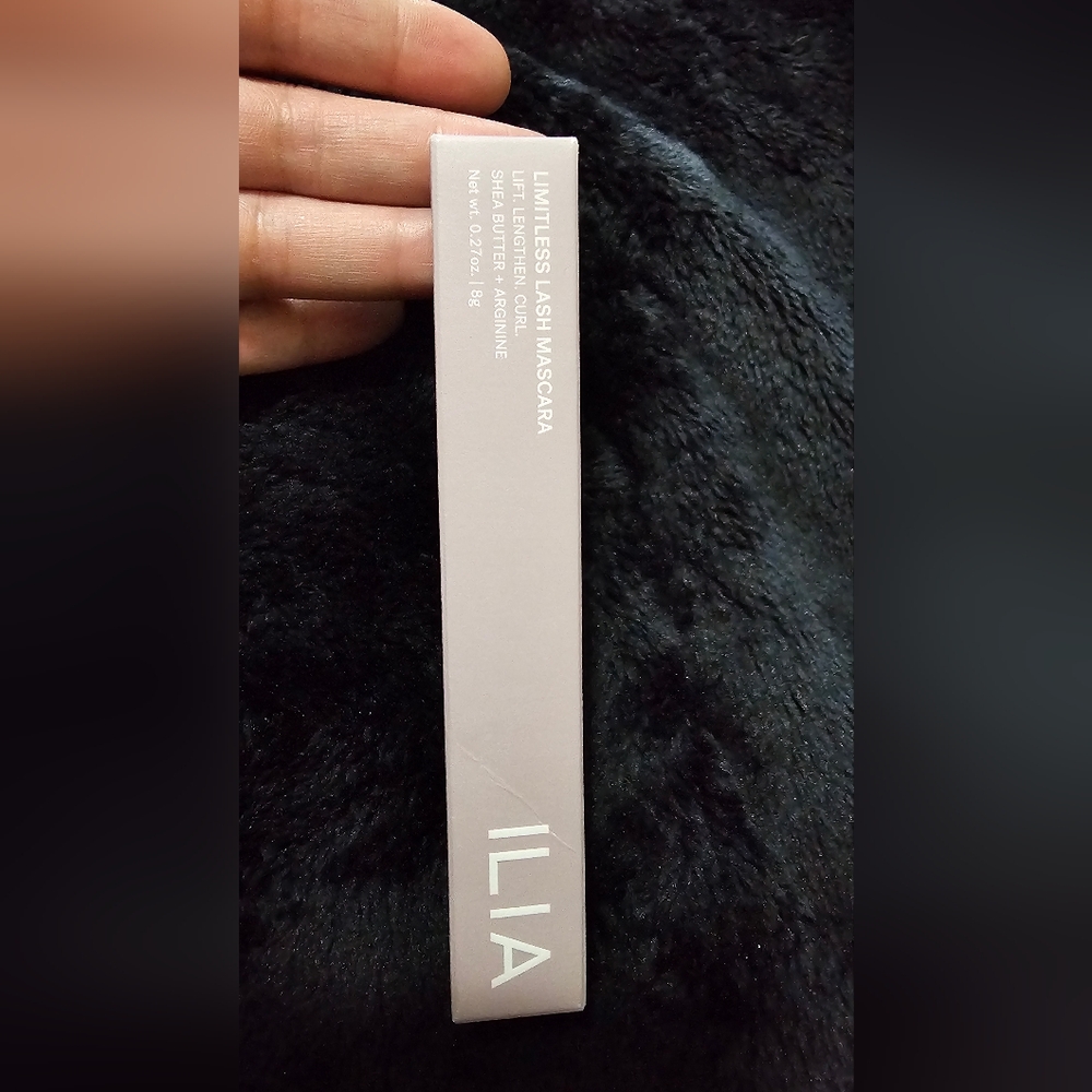 ILIA Limitless Lash Mascara in Soft Pink